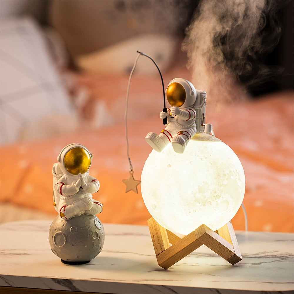 Astronaut Night Light Humidifier by KOWO™ 